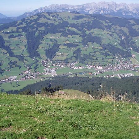 Haus Hirzinger Lejlighed Brixen im Thale Eksteriør billede